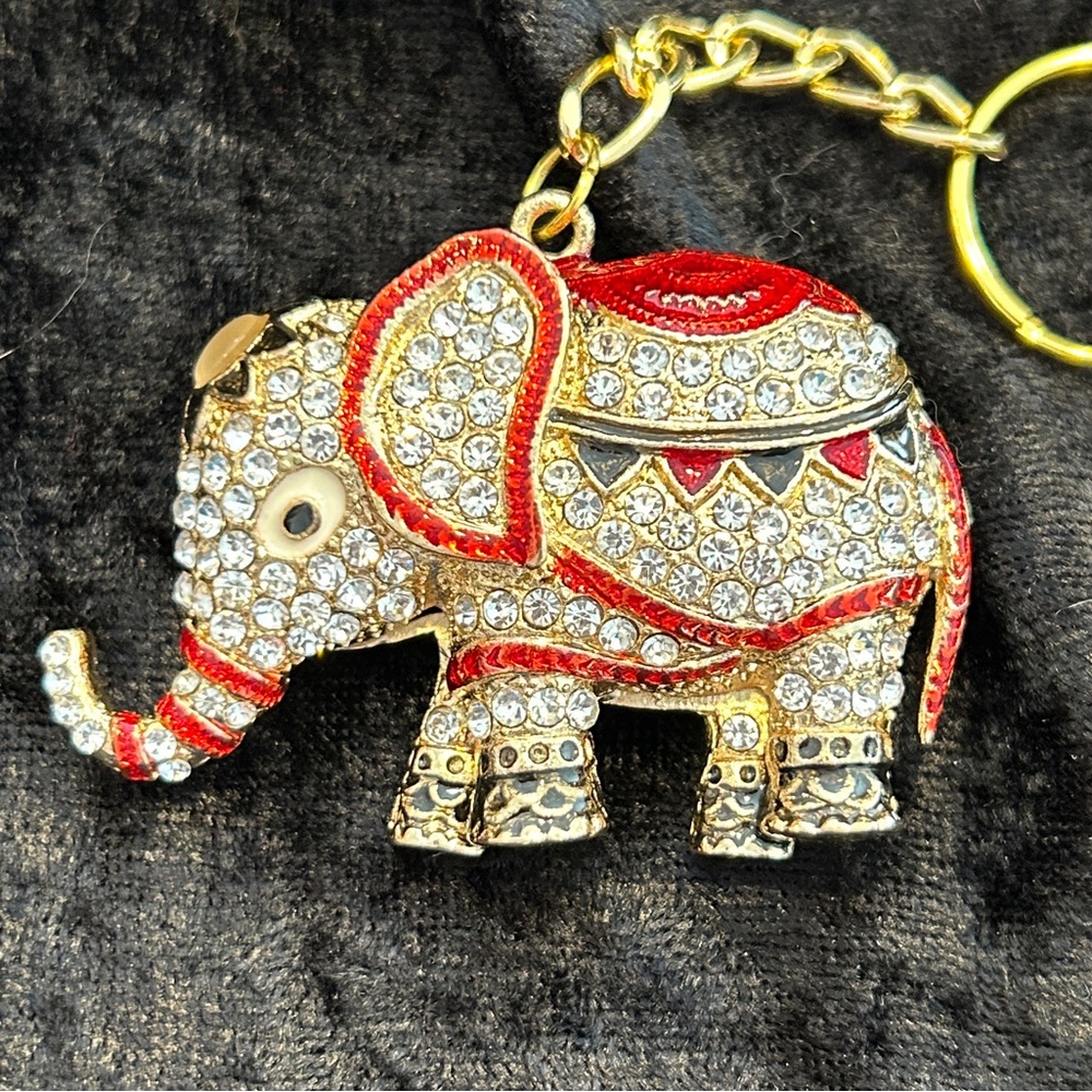 Betsey Johnson Gemstone Elephant Key Ring